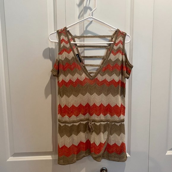 Bebe Metallic Cold Shoulder Top with Tie Waist Size Medium - Picture 3 of 9